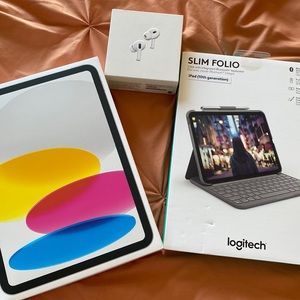 Brand New iPad (10th Generation) Bundle